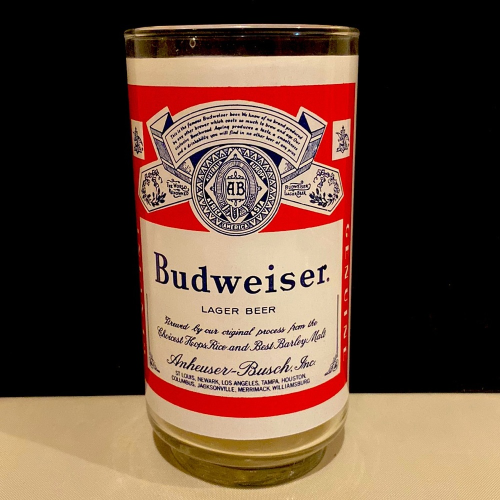Vintage Budweiser’s Logo Glass Cup.